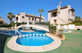 Cozy house near La Mata beach